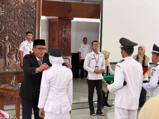 Dilantk Oleh Bupati Bojonegoro, Pelantikan Kepala Desa PAW Purworejo Kecamatan Padangan Berlangsung Khidmat
